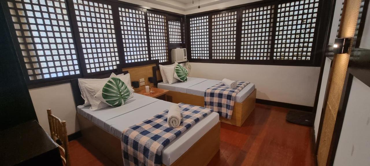 Aquaventure Reef Club Hotel Mabini  Exterior photo
